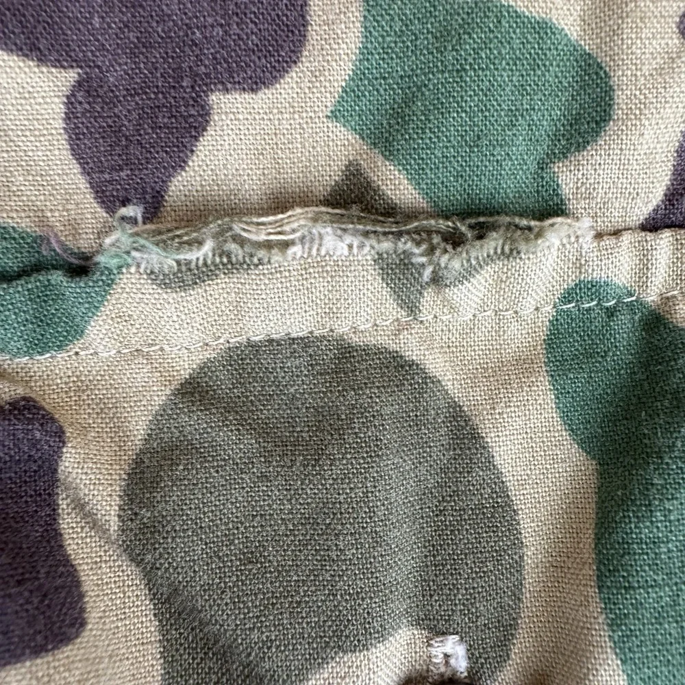 Vintage Camouflage Hunting Shirt Sz Large Camo Military Survival Frog Woodland